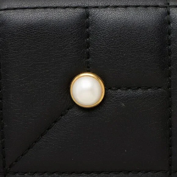 Gucci Matelasse Leather Pearl GG Marmont Small Flap Bag - Picture 12 of 15